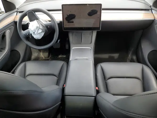 7SAYGDEE0PA144864 2023 TESLA MODEL Y - Image 8