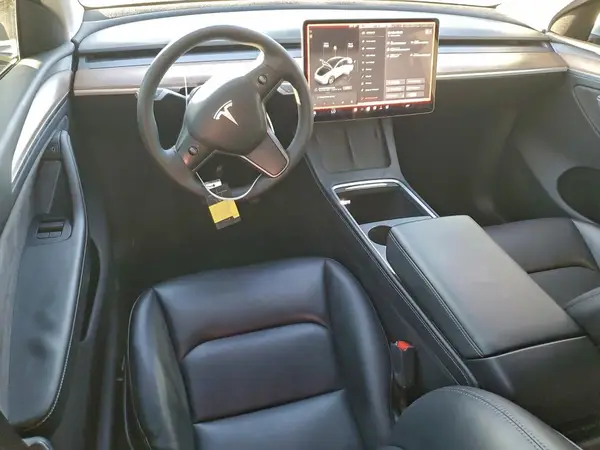 7SAYGDEE0PA154245 2023 TESLA MODEL Y - Image 8