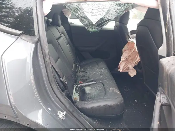 7SAYGDEE0PA156500 2023 TESLA MODEL Y - Image 8