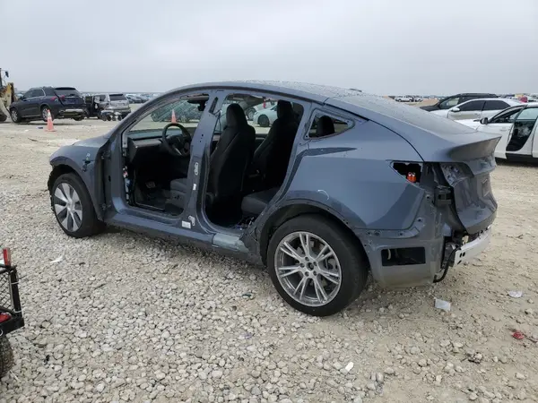 7SAYGDEE0PA171109 2023 TESLA MODEL Y - Image 2