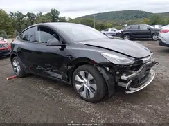 7SAYGDEE0PA171286 2023 TESLA MODEL Y