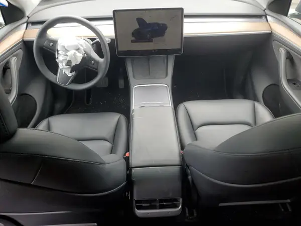 7SAYGDEE0PA175032 2023 TESLA MODEL Y - Image 8
