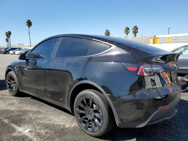 7SAYGDEE0PA176391 2023 TESLA MODEL Y - Image 2