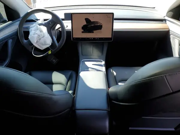 7SAYGDEE0PA176391 2023 TESLA MODEL Y - Image 8