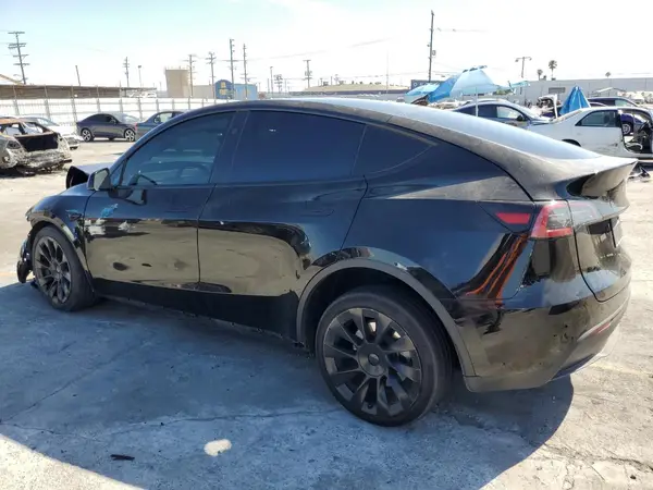 7SAYGDEE0PA182353 2023 TESLA MODEL Y - Image 2