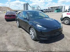 7SAYGDEE0PA183891 2023 TESLA MODEL Y