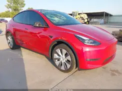 7SAYGDEE0PA183986 2023 TESLA MODEL Y