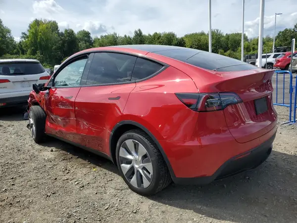 7SAYGDEE0PA187990 2023 TESLA MODEL Y - Image 2