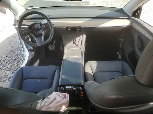 7SAYGDEE0PA189030 2023 TESLA MODEL Y - Image 8