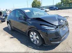 7SAYGDEE0PA201841 2023 TESLA MODEL Y