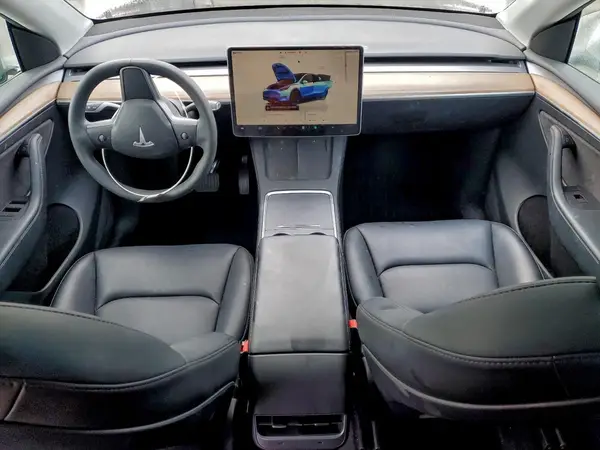 7SAYGDEE0PF588796 2023 TESLA MODEL Y - Image 8
