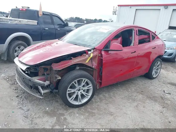 7SAYGDEE0PF598745 2023 TESLA MODEL Y - Image 2