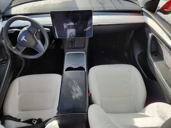 7SAYGDEE0PF608285 2023 TESLA MODEL Y - Image 8