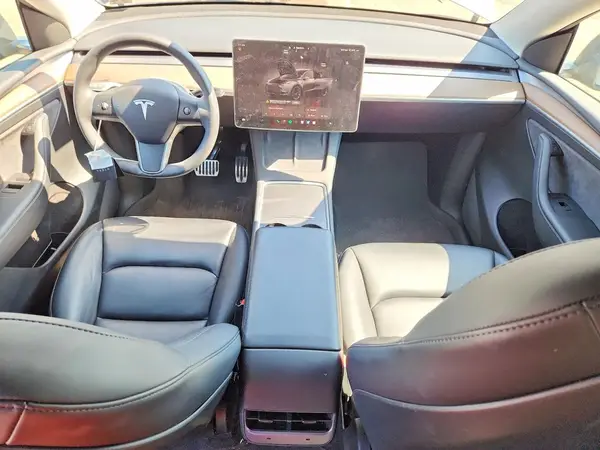 7SAYGDEE0PF608559 2023 TESLA MODEL Y - Image 8