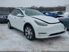 7SAYGDEE0PF609758 2023 TESLA MODEL Y