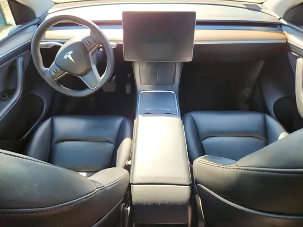 7SAYGDEE0PF611137 2023 TESLA MODEL Y - Image 8