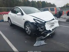 7SAYGDEE0PF614667 2023 TESLA MODEL Y