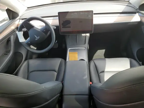 7SAYGDEE0PF620033 2023 TESLA MODEL Y - Image 8