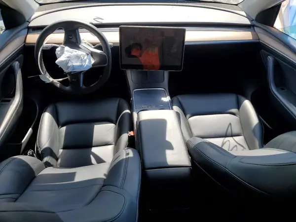 7SAYGDEE0PF620291 2023 TESLA MODEL Y - Image 8