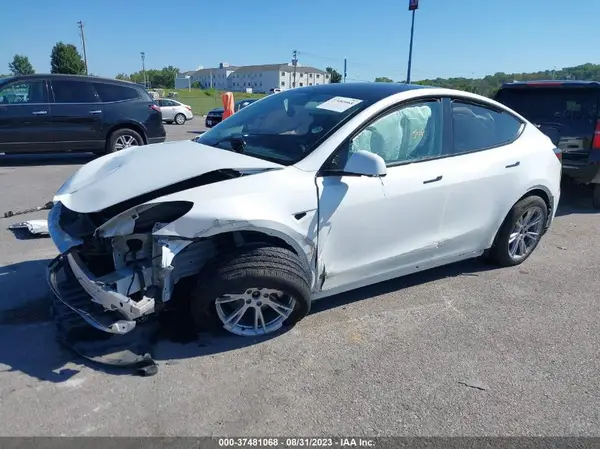 7SAYGDEE0PF624311 2023 TESLA MODEL Y - Image 2