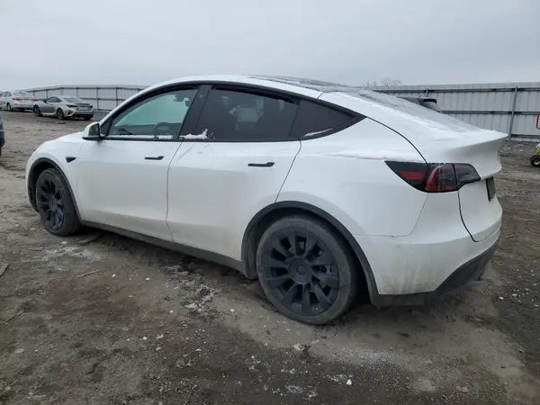 7SAYGDEE0PF625202 2023 TESLA MODEL Y - Image 2