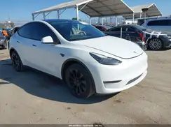 7SAYGDEE0PF632473 2023 TESLA MODEL Y