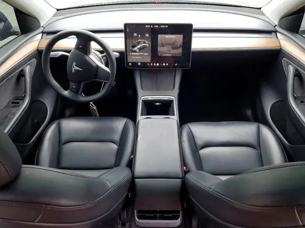7SAYGDEE0PF639133 2023 TESLA MODEL Y - Image 8
