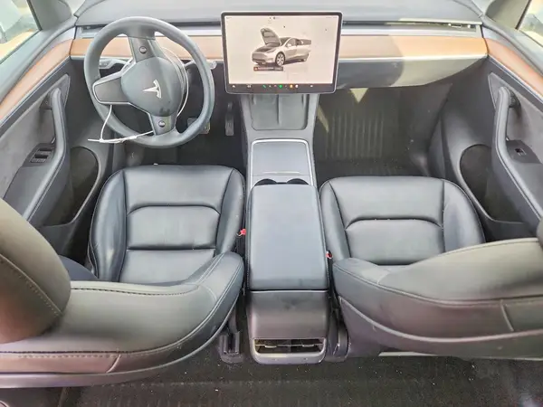 7SAYGDEE0PF684525 2023 TESLA MODEL Y - Image 8