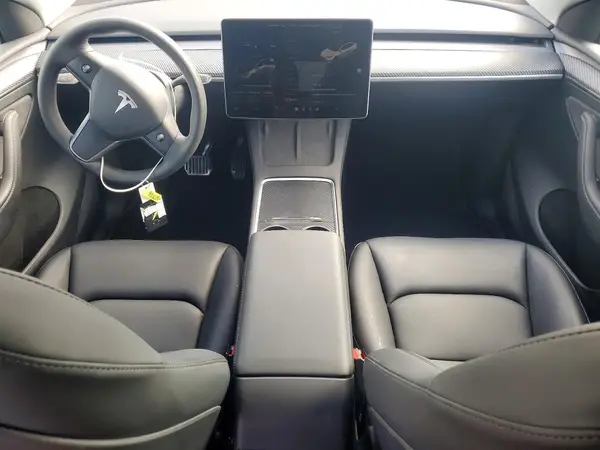 7SAYGDEE0PF691586 2023 TESLA MODEL Y - Image 8