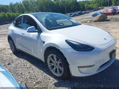 7SAYGDEE0PF698621 2023 TESLA MODEL Y