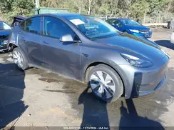 7SAYGDEE0PF708452 2023 TESLA MODEL Y