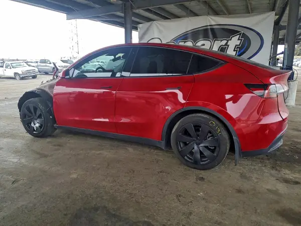 7SAYGDEE0PF712243 2023 TESLA MODEL Y - Image 2