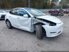 7SAYGDEE0PF768148 2023 TESLA MODEL Y