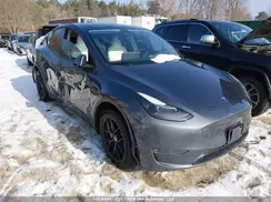 7SAYGDEE0PF780235 2023 TESLA MODEL Y