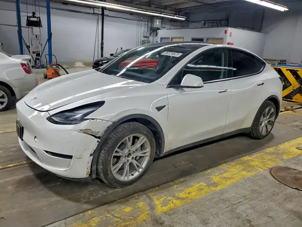 7SAYGDEE0PF781255 2023 TESLA MODEL Y - Image 1