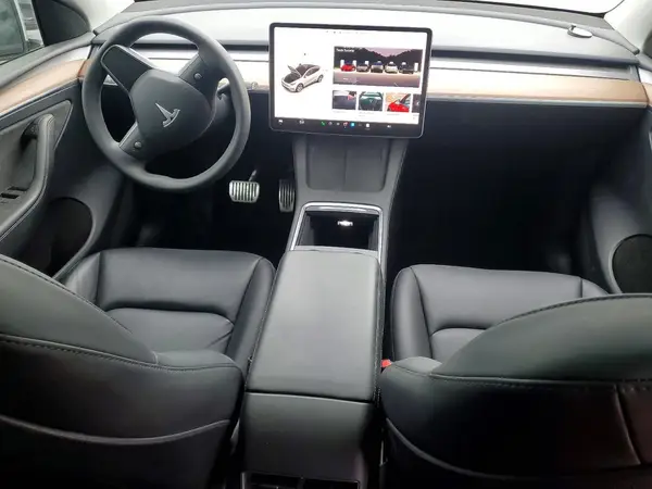 7SAYGDEE0PF806719 2023 TESLA MODEL Y - Image 8