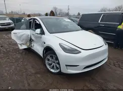 7SAYGDEE0PF807160 2023 TESLA MODEL Y