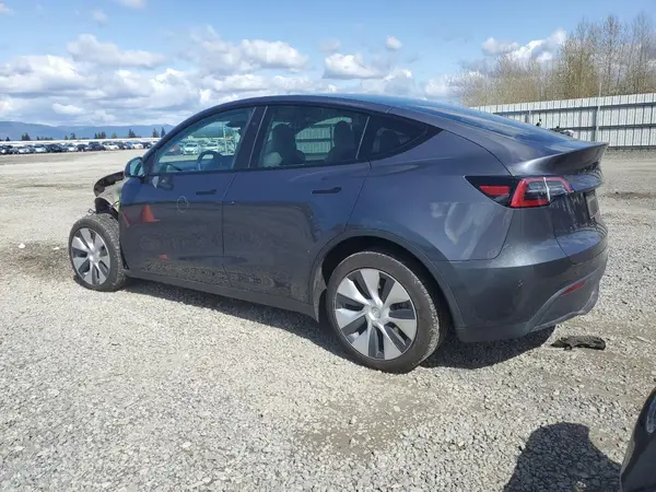 7SAYGDEE0PF834570 2023 TESLA MODEL Y - Image 2