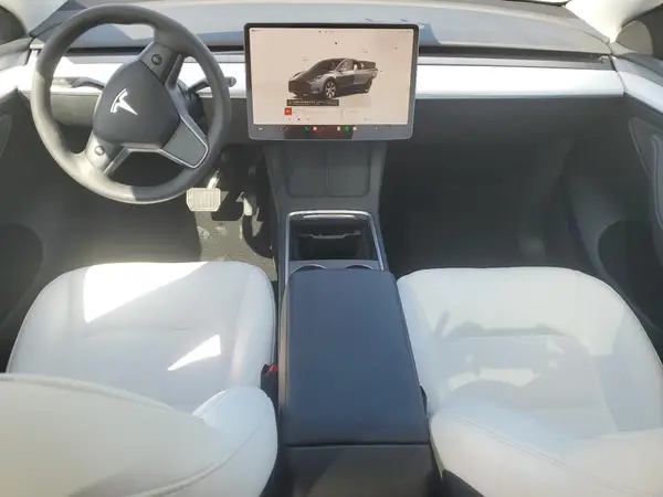7SAYGDEE0PF834570 2023 TESLA MODEL Y - Image 8