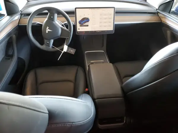 7SAYGDEE0PF837470 2023 TESLA MODEL Y - Image 8