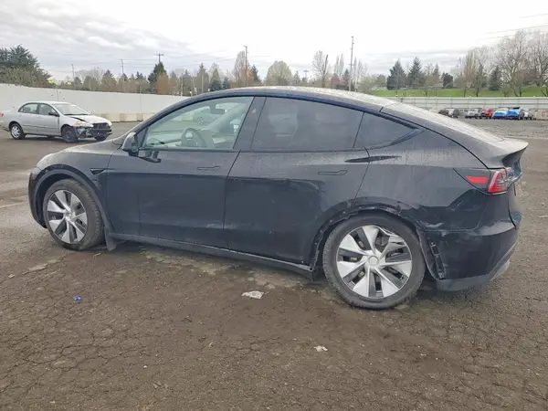 7SAYGDEE0PF843172 2023 TESLA MODEL Y - Image 2