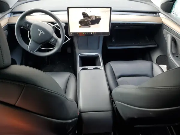 7SAYGDEE0PF850025 2023 TESLA MODEL Y - Image 8