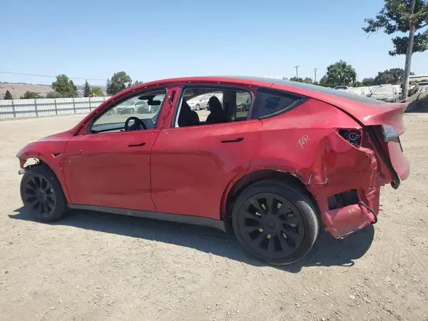 7SAYGDEE0PF856262 2023 TESLA MODEL Y - Image 2