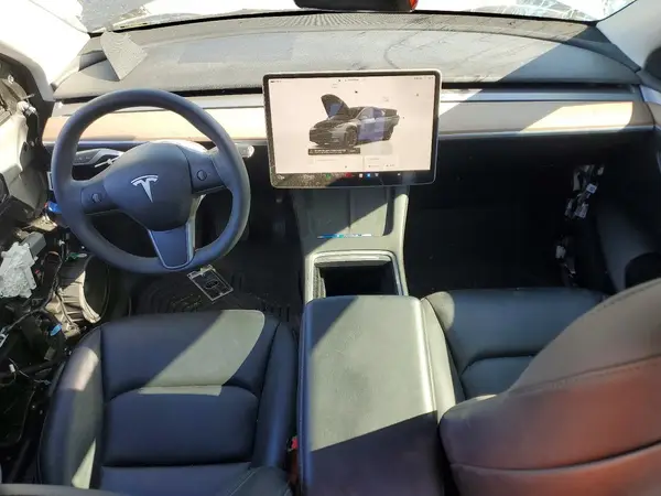 7SAYGDEE0PF860635 2023 TESLA MODEL Y - Image 8