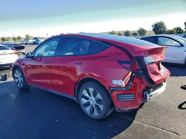 7SAYGDEE0PF872641 2023 TESLA MODEL Y - Image 2
