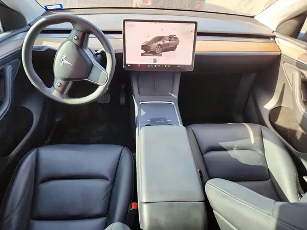 7SAYGDEE0PF881677 2023 TESLA MODEL Y - Image 8