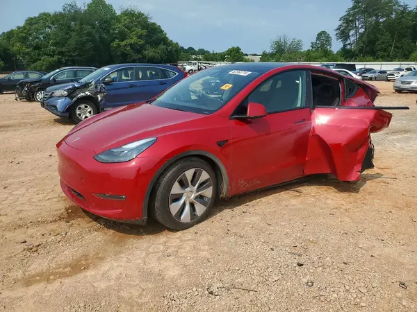 7SAYGDEE0PF885034 2023 TESLA MODEL Y - Image 1