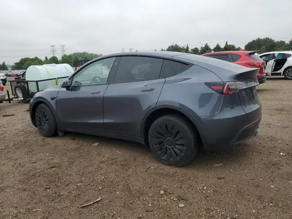 7SAYGDEE0PF889214 2023 TESLA MODEL Y - Image 2