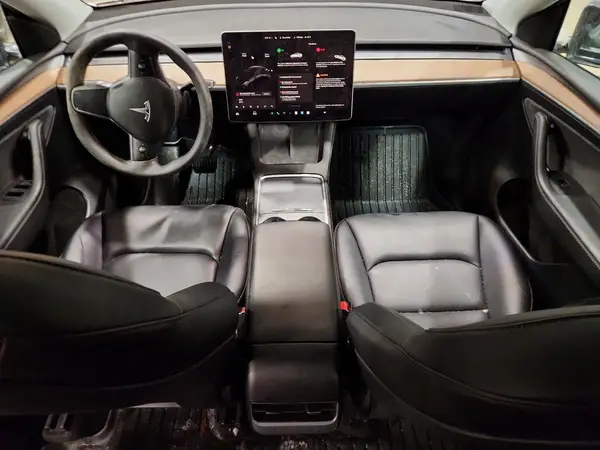 7SAYGDEE0PF891402 2023 TESLA MODEL Y - Image 8
