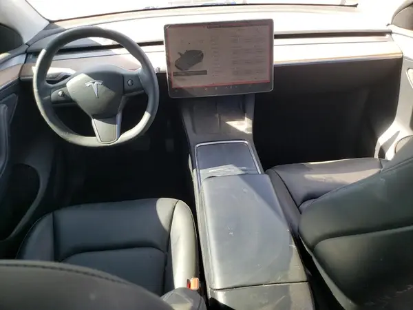 7SAYGDEE0PF908747 2025 TESLA MODEL Y - Image 8